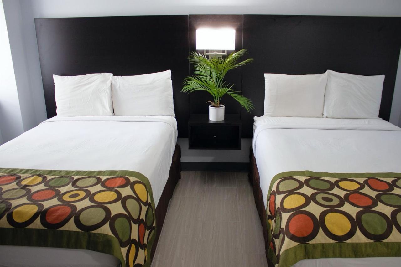 Sun & Sand Resort Oceanfront Suites Virginia Beach Exterior photo
