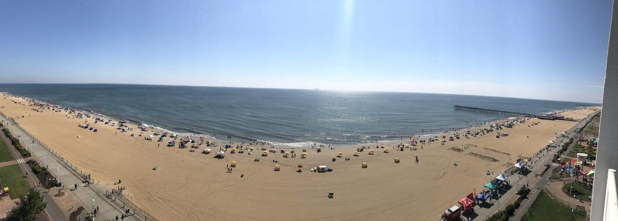 Sun & Sand Resort Oceanfront Suites Virginia Beach Exterior photo